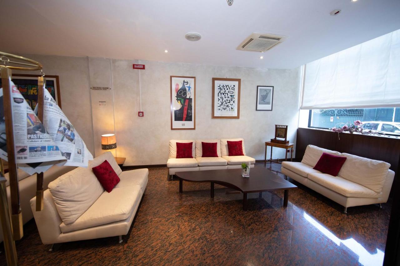 Re Enzo Suites Bologna Esterno foto