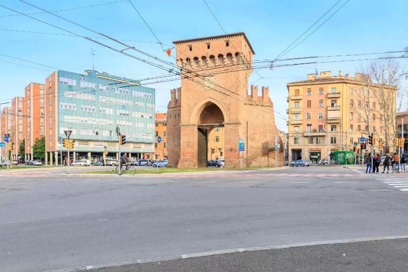 Re Enzo Suites Bologna Esterno foto