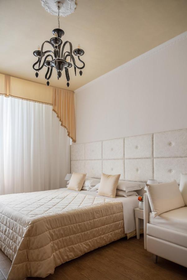 Re Enzo Suites Bologna Esterno foto