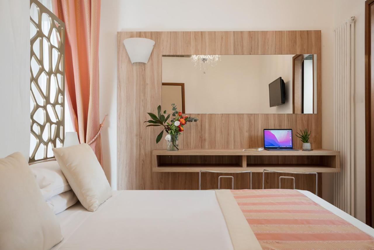 Re Enzo Suites Bologna Esterno foto