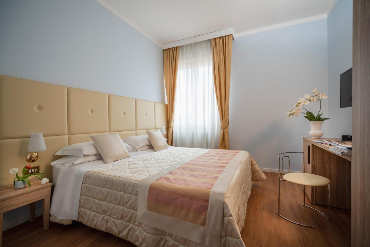 Re Enzo Suites Bologna Esterno foto